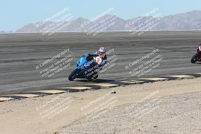 media/Oct-13-2025-Moto Forza (Mon) [[a66d839500]]/3-B Group/Session 2 (Bowl)/